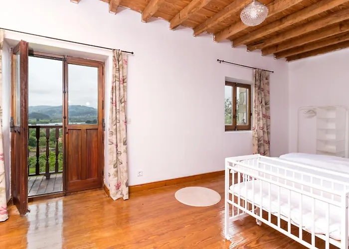 Casa Con Gran Capacidad Y Preciosas Vistas Colindres